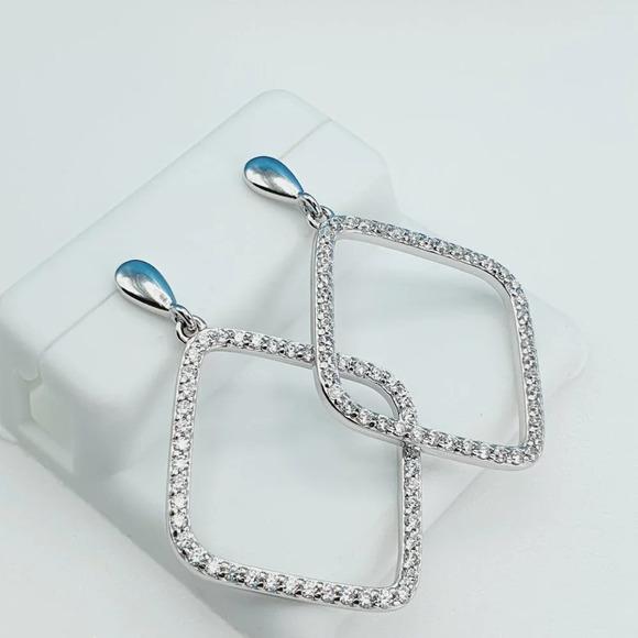 "925 Sterling Silver Cubic Zirconia Earrings, UU1P6A6115 - Picture 5 of 9